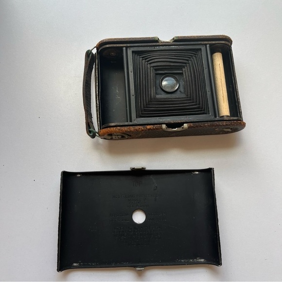Vintage Kodak No 3 Folding Pocket Kodak Model G Autographic 118 Film Camera - Picture 2 of 9
